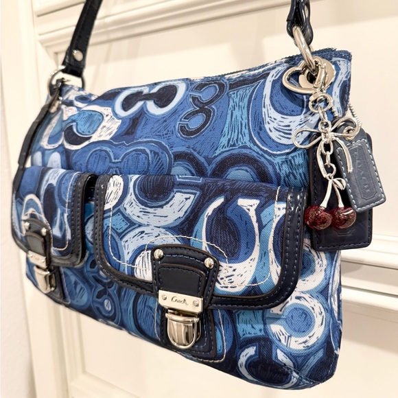 🍒💙 SOLD - Coach Poppy Signature Scribble Denim Print Hippie Hobo Bag - Picture 4 of 17
